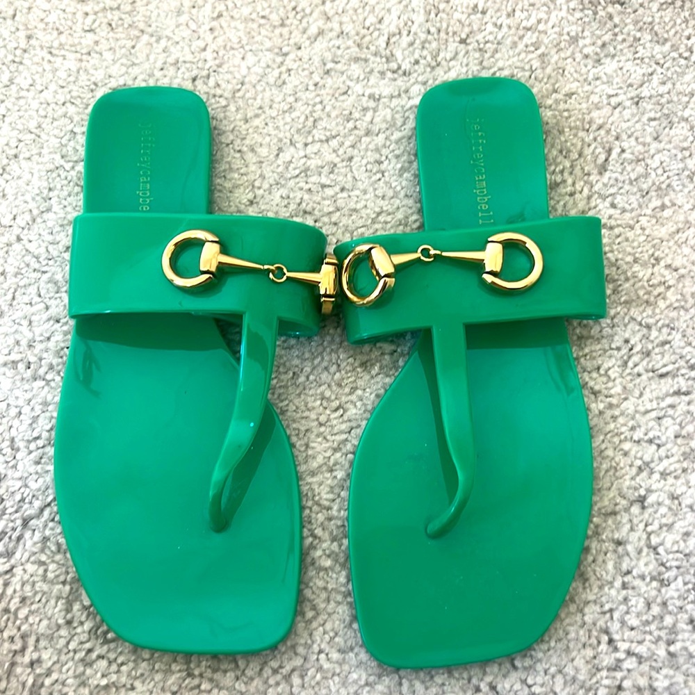NWOT, sz 9, electric green Jeffrey Campbell sandals with gold horse bit detail